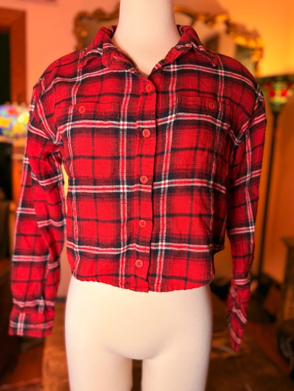 Women’s Red Plaid Button-Up Cropped Flannel Shirt
